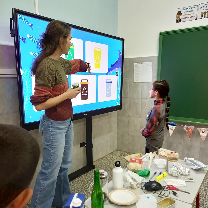 museo-abierto-ceuta-actividades-educativas-basuras-marinas-01